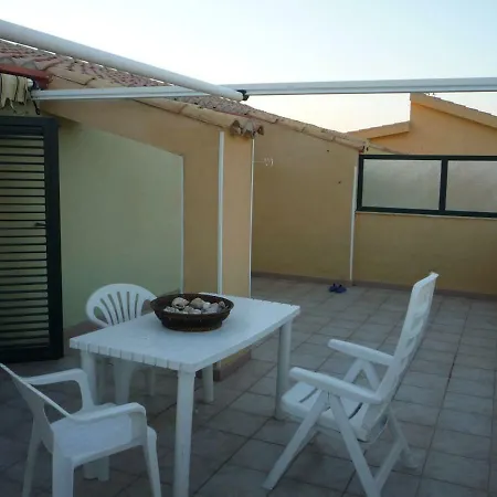 Graziosa Casa In - Centrale - 2 Passi Dalla Spiaggia E Dal Castello