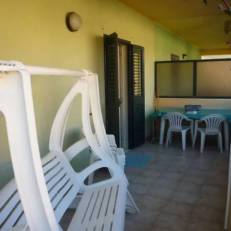 Graziosa Casa A 2 Passi Dalla E Dal Castello Сasa de vacaciones